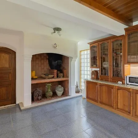 Villa Flat In Da Luz With Sea View