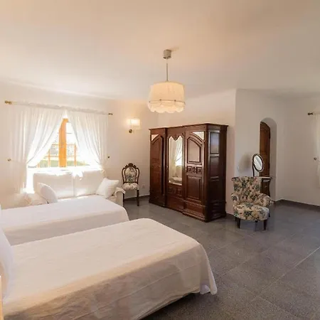 Flat In Da Luz With Sea View Villa